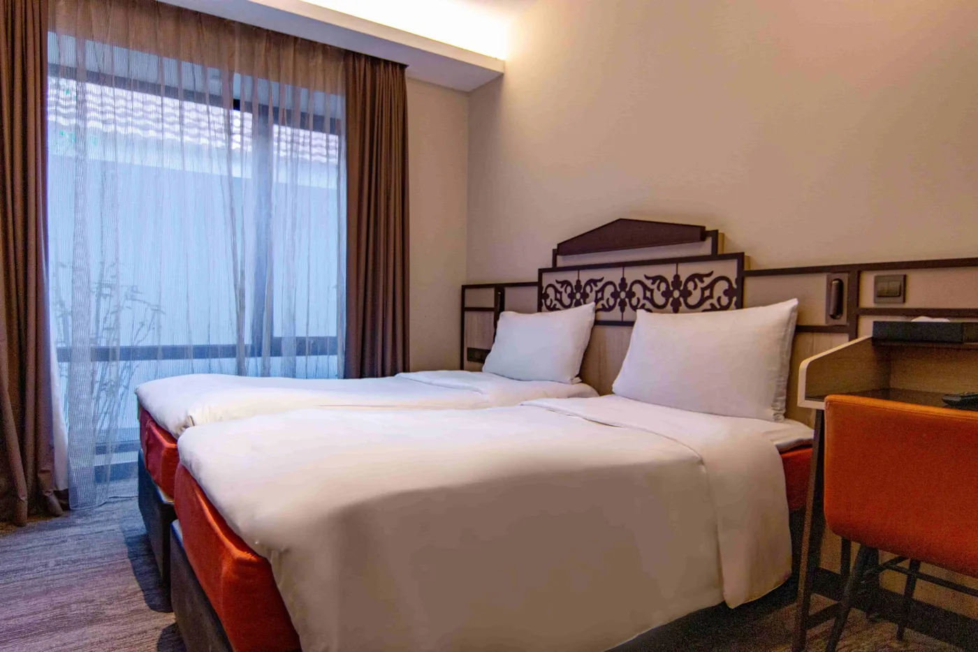 Superior Room at Aqueen Lavender · Hamilton Wing, photo 1
