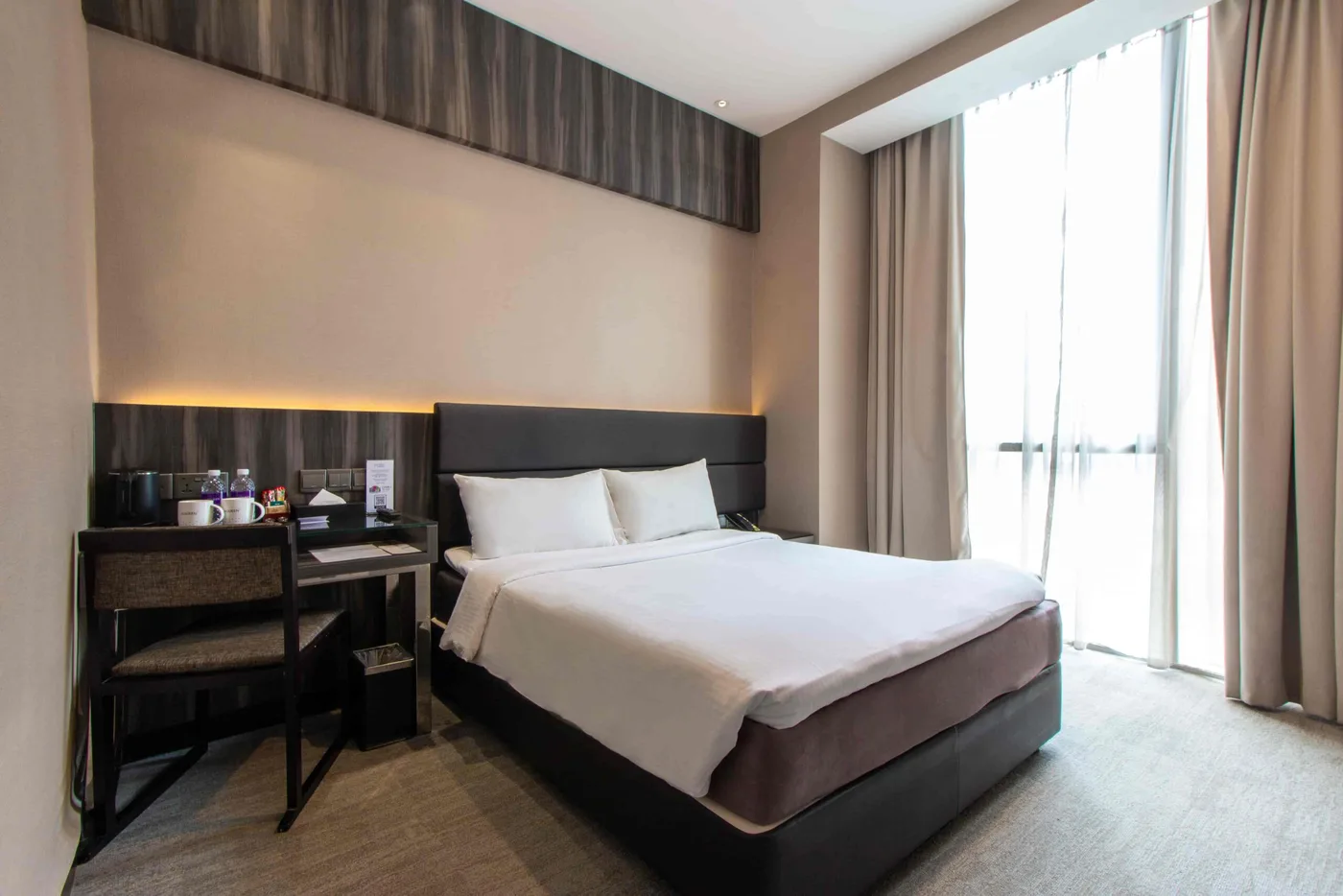 Aqueen hotel accommodation